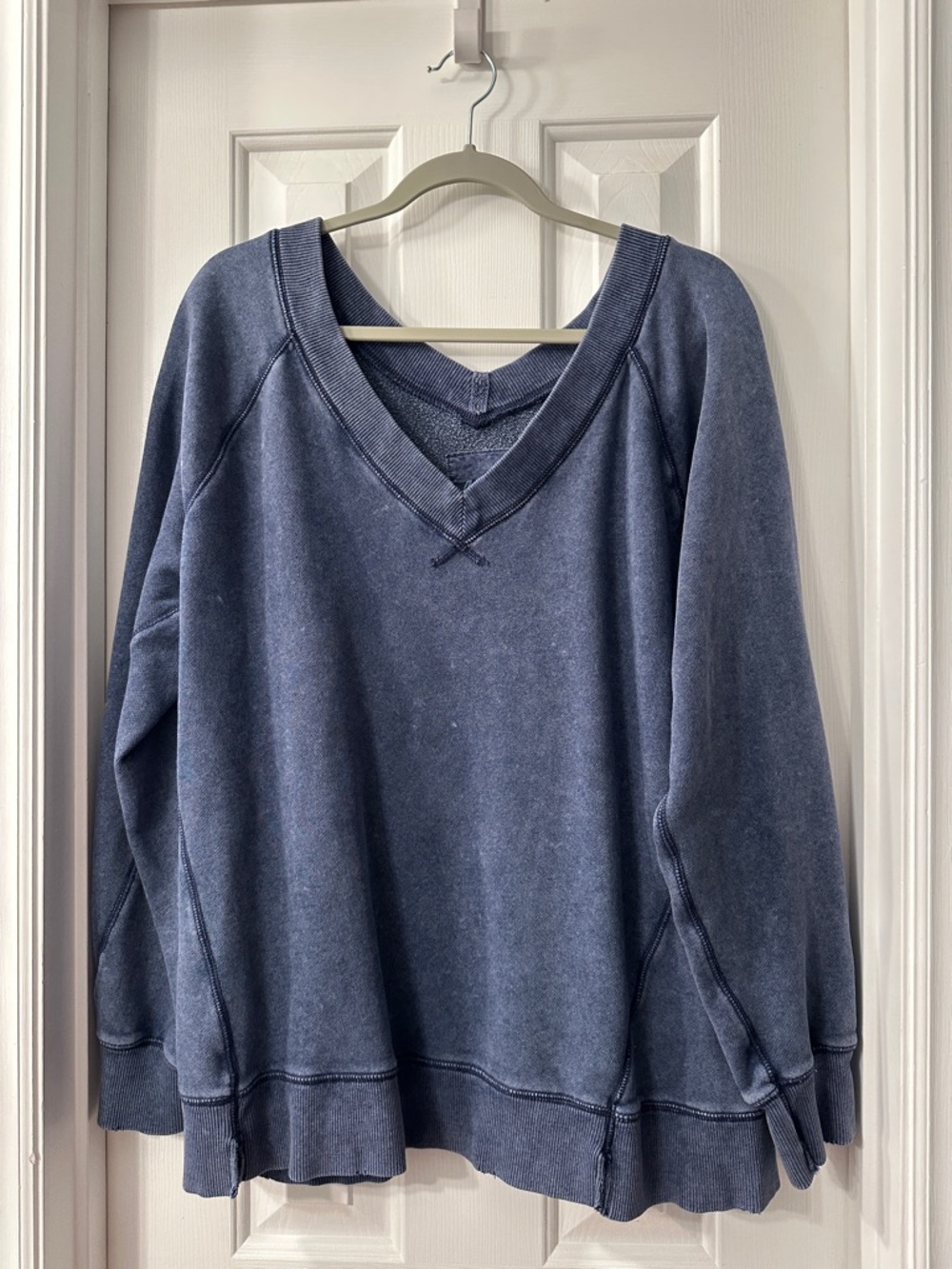 aerie Downtime V-Neck Sweatshirt